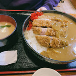 Suzuki Soba Ten - カツカレー大盛りヤバい(*☻-☻*)