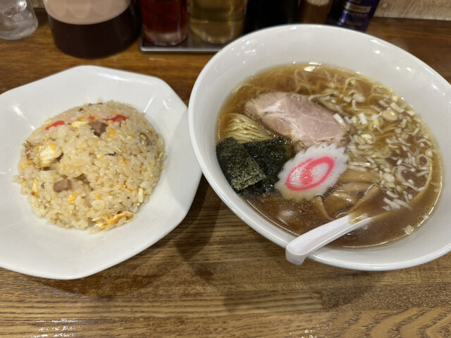 ラーメン半チャーハン様クラウン30% ラーメン半チャーハン様クラウン30%