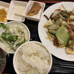 Raku Gyouza Izakaya Suidoubashiten - 