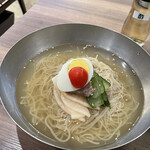 Kankokuryouri Bibimu - 韓国冷麺