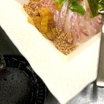 Sea bream sashimi Chinese-style salad (reservation required) (3-4 people)
