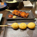 三酉屋 - チョリソー、うずら