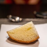LOOP TOKYO - 2023.4 自家製パン・ドミ（牛乳、生クリーム、フランス産発酵バター、カナダ産小麦粉）