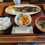 たまや食堂 - 鯖の塩焼き定食
