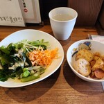 たまや食堂 - サラダバーからサラダと惣菜