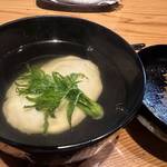 しの田 - フグの白子の豆腐は独特の優しい味わい