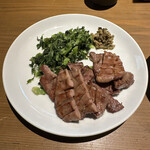 牛たん炭火焼き吉次 - 