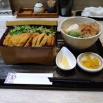 Amazen Honten - 純けいかつ丼(塩だれ)おろしそばセット