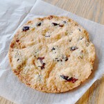 プリティシングス - クランベリー&ココナッツクッキー 200円（税込）