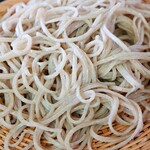 石臼手挽きそばのアップですw　すごいおそばですｗ