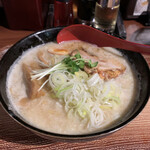 麺匠 竹虎 - 裏竹虎ラーメン　1100円（一品トッピング有り）