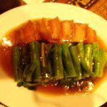Jasumintai - 揚げ豚とツルムラサキ炒め