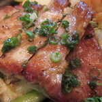 ジュイップ - 甘辛い醤油ベースにニンニクの風味