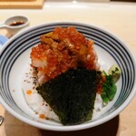 日本橋海鮮丼 つじ半 - 海鮮丼（松）ごはん少なめバージョン