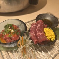 牛刺しと焼肉 仔虎 クリスロード店 - 