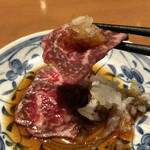 神楽坂 囲炉裏 肉よろず - 純生 赤身の牛たたき