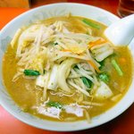 新雅 - 味噌ラーメン ￥650