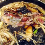 Gyuushabu Gyuusuki Tabehoudai Tajimaya - すきやき味鍋