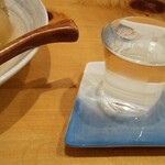 はるうらら - おでんと日本酒は、切っても切れない関係。夏でも旨い。