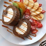 ヴァニエール - キウイデザート＆おまけのロールケーキ
