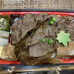Kisoji - すき焼き重弁当（和牛特選霜降り肉）2916円