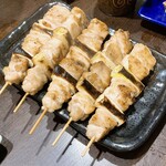 三酉屋 - ねぎま198円/本