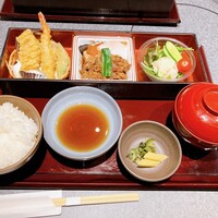 すきやきしゃぶしゃぶ 神戸牛 石田 ハービスPLAZA店 - 