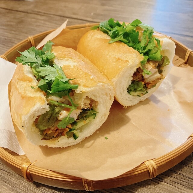 Kon's Burger