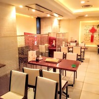 廣東飯店 - テーブル席（photo by TRICKSTER10）