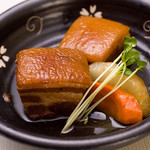 海音 - ラフティー    沖縄の豚肉料理の代名詞！
