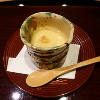 御幸町 田がわ - 鯛の白子の茶碗蒸し、ぎんあん、松の実、胡椒