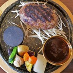 炭火ハンバーグ 肉焼き亭 - 炭火石焼きハンバーグM・デミグラスソース