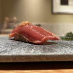 鮨 みつよし - 漬けマグロ