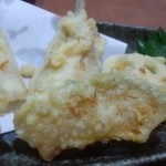 まるさん松本 - キスの天ぷら（580円）。抹茶塩と