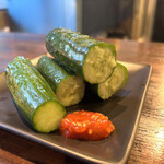 肉山 - 冷やし胡瓜