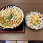 鳴門うどん もり - このセットで大盛りにしたい^ ^今回は普通