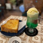 自鳴琴 - ハニートースト・メロンフロート