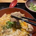 焼き鳥 松元 - 鶏肉はもも肉、せせり（ネック）など色々入ってます