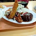 大学食堂 - サイドビュー