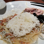 酒肴場 屯 - 最後は白飯ドボンで魚介スープをかけてさらっと