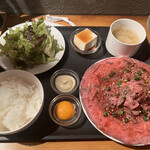 Bisutoro Sumiyakiniku Sakaba Chikinreggu - 