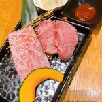 焼肉トラジ - 黒毛和牛サーロイン←厚切りタン塩→