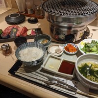 牛刺しと焼肉 仔虎 クリスロード店 - 