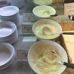 SATSUKI - ヨーグルトも3種類、それぞれ特徴があって美味しい