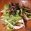 kuzushikappouwadaininguisshou - 鶏ささみ霜降りと水菜の塩昆布サラダ