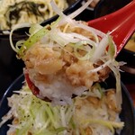 俺の中華たなか家 - 背脂飯蓮華リフト⤴️これはお勧めの美味しさ♥️