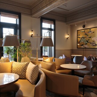 クラシカルな雰囲気の店内