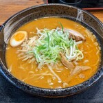 麺場 もっけい - もっけい味噌      880円