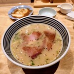 日本橋海鮮丼 つじ半 - 