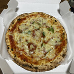 吉田ピザ店 - ミックスピザチーズ増し